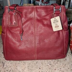 Fossil Medium Shoulder Bag, Blackburn, Deep Red Pebbled Leather Key Vintage NWT